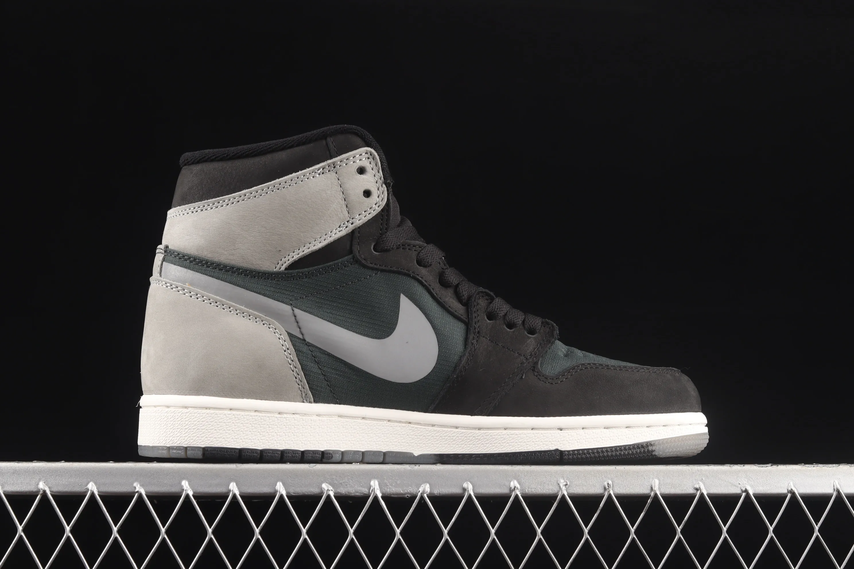 All Categories Air Jordan Jordan Series Basketball Shoes Air Jordan 1 High Air Jordan 1 Retro AJ1 Joe 1 Premium Black Gray 3M Reflective High Top Basketball Shoes DB2889-001